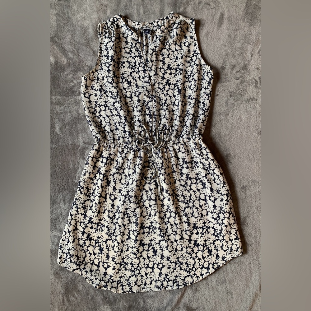 GAP Navy and White Floral Sleeveless Drawstring Dress
